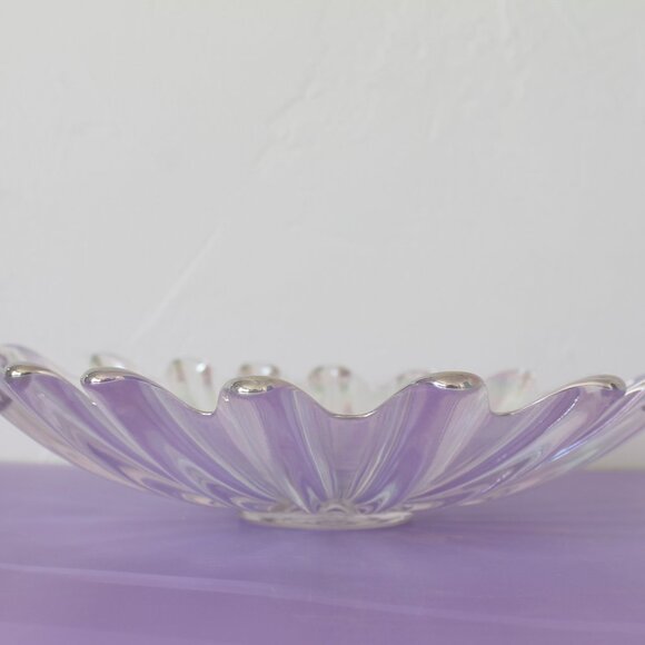 Vintage MCM Iridescent Glass Bowl, Federal Glass co. Celestial - Picture 6 of 8